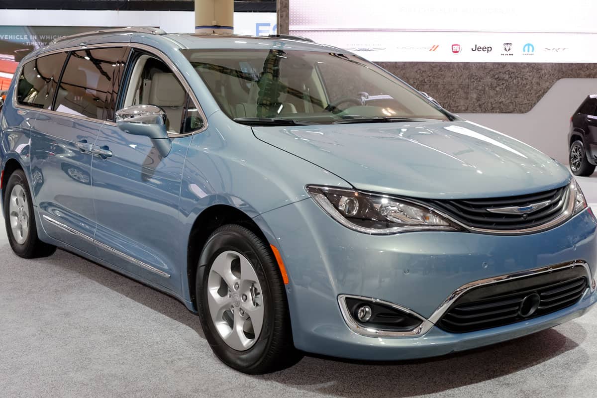 all new Chrysler Pacifica comes with nearly 40 new minivan-first features and unprecedented levels of functionality