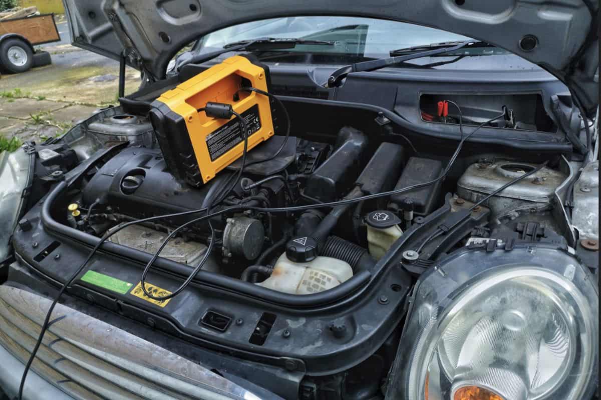 car battery on charge in winter, breakdown