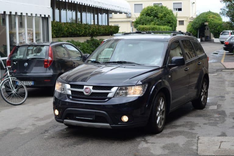 Dodge Journey in the city street, How Much Weight Can A Dodge Journey Carry?