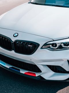 BMW Active Grille brand new car white glossy paint, Is Your BMW Active Grille Not Opening Or Closing? Here's What To Do!