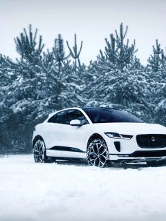 Electric Jaguar I-Pace in the snow, Does Snow Mode Save Gas?