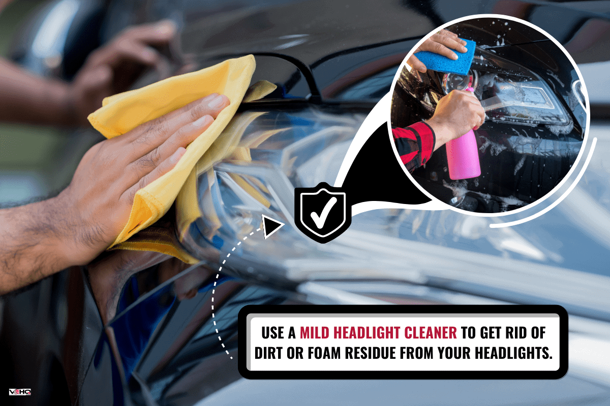 The car polisher uses a microfiber cloth and polish to wipe the car's headlamp or headlights to make them shine He takes care of every detail of the car. -How To Use The Headlight Washer On Audi A3?
