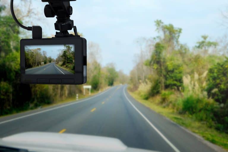 A car dash camera records the road, How Long Does A Dash Cam Record For?
