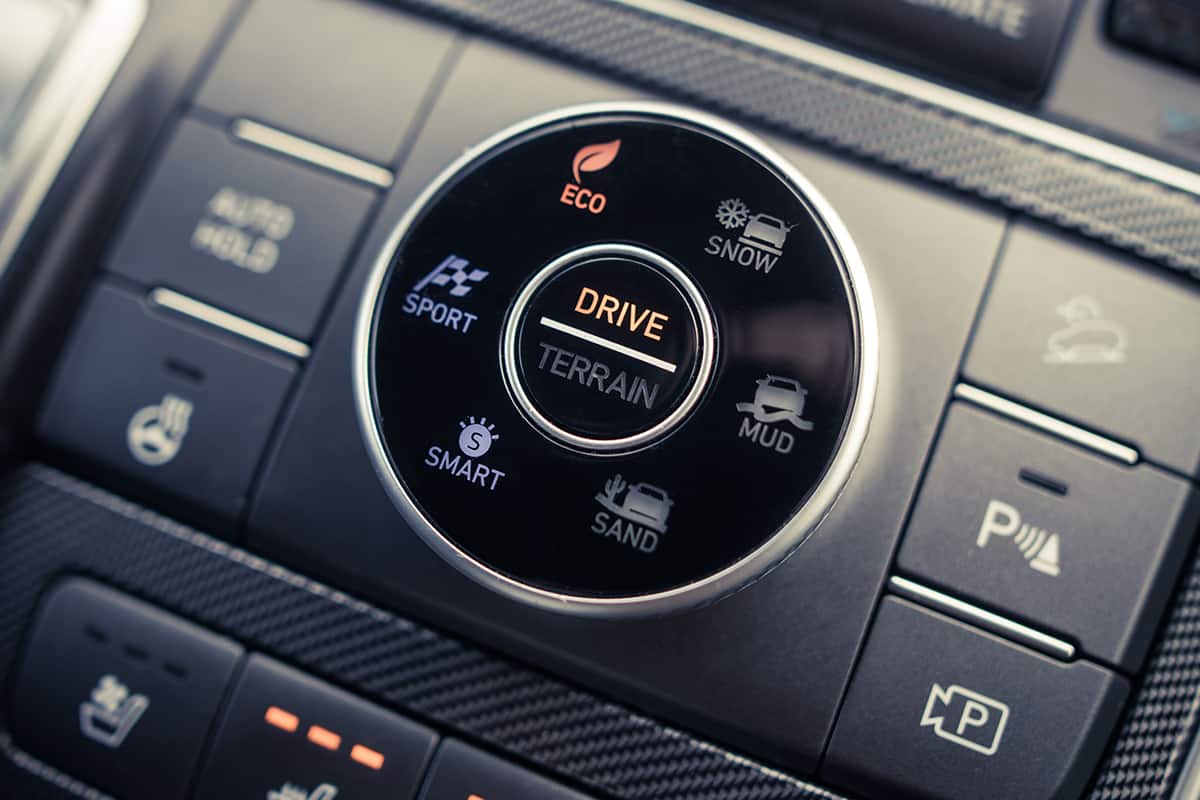 Modern car drive mode selector button