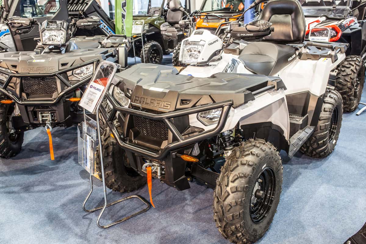 side view angle Polaris Sportsman on the dealer store