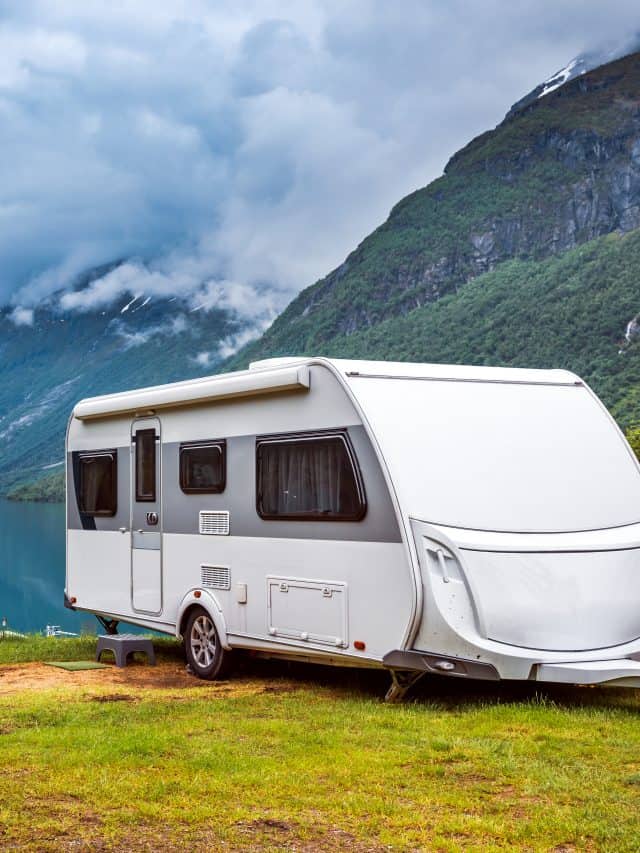 When is the Best Time of Year to Buy a Travel Trailer?