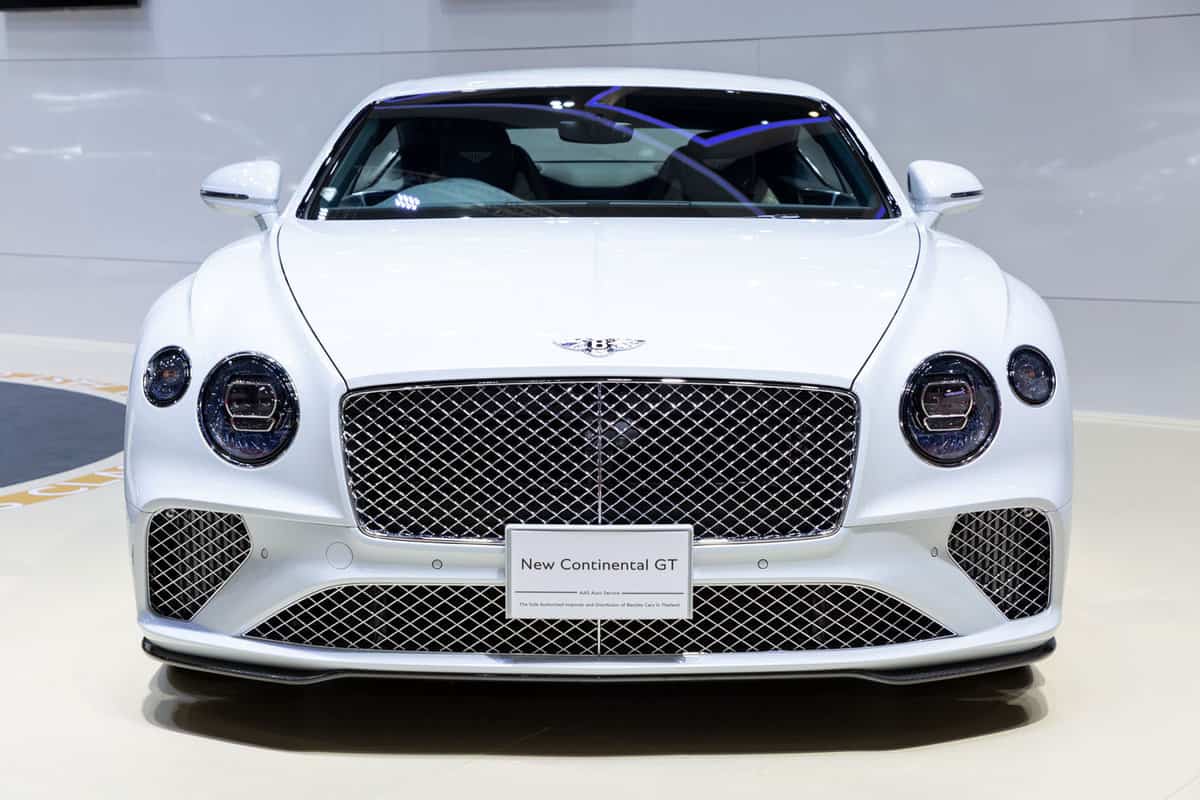 close up front view The New Bentley Continental GT suv luxury super car 